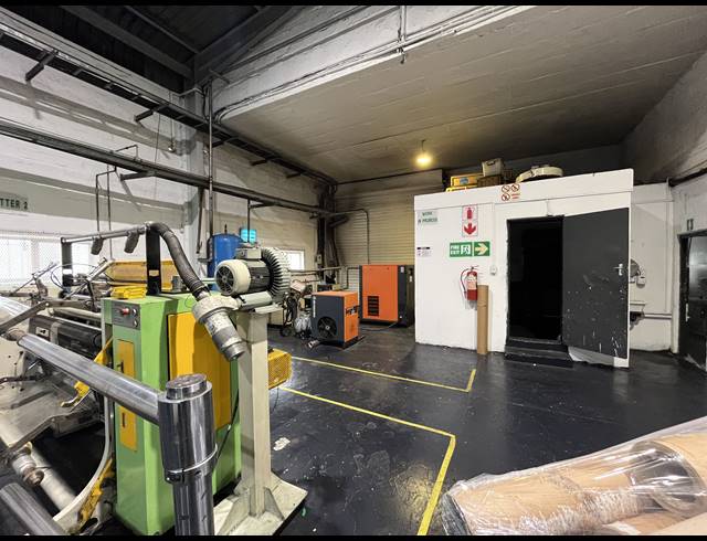 778M² WAREHOUSE FOR SALE IN UMGENI BUSINESS PARK
